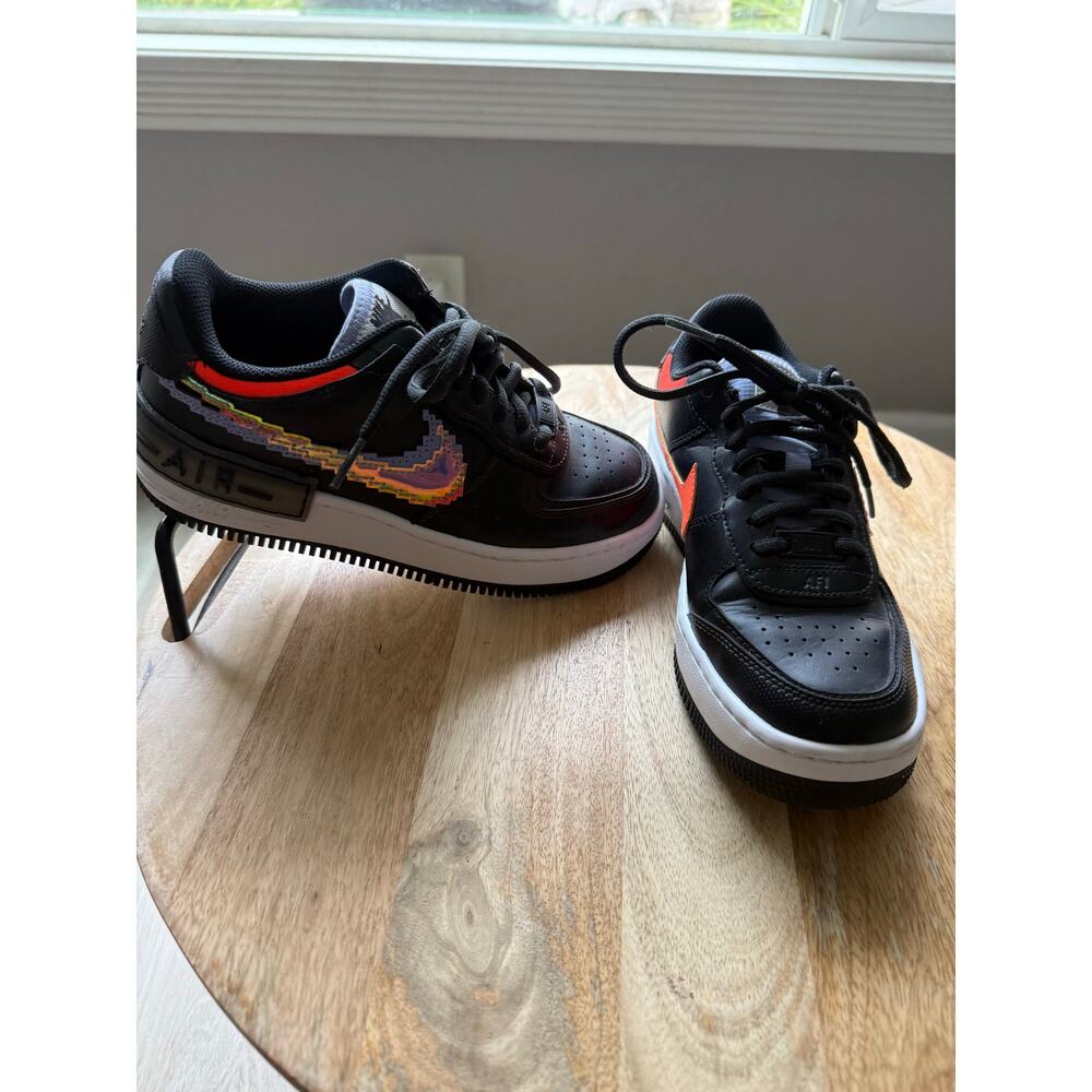 Nike AF1 Shadow SE Pixel Swoosh Noir Women's size 6